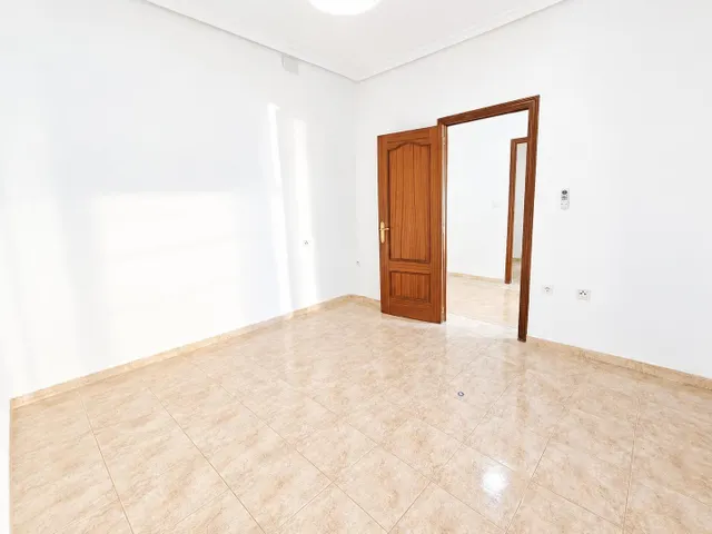 CASA DE PUEBLO CON ENCANTO, REFORMADA Y CON POSIBILIDAD DE CREAR UNA SEGUNDA VIVIENDA – GILET — 13