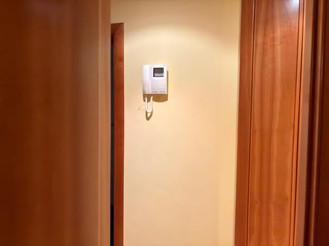 SE VENDE APARTAMENTO SEMINUEVO EN EL CENTRO DE VALENCIA DE DON JUAN, AMUEBLADO, COCINA, SALÓN, TERRAZA, DESPENSA, 2 HAB., BAÑO, — 18