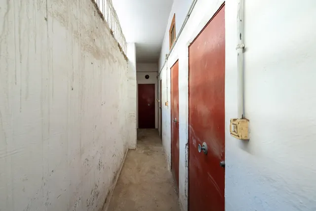 Plaza de garaje y trastero junto al Hospital de Traumatología — 7