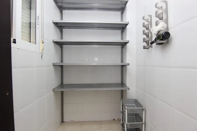 Alquiler larga estancia chalet con piscina — 45