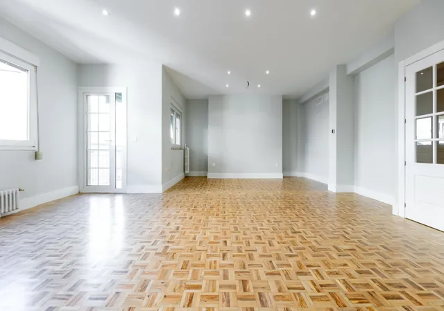 PISO DE 5 DORMITORIOS EN CALLE RECOGIDAS — 7