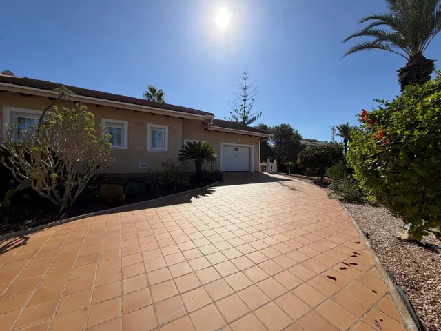 CHALET DE LUJO EN CABO ROIG CON 5 HAB 5 BAÑOS PICINA PROPIA  - foto 4