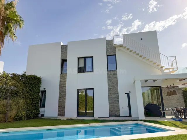 Casa-Chalet en Venta en Sitio De Calahonda Málaga — 24
