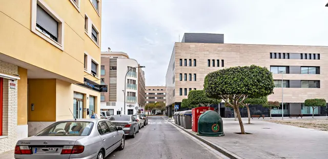 Piso de 3 dormitorios y 2 baños junto al auditorio de El Ejido — 32