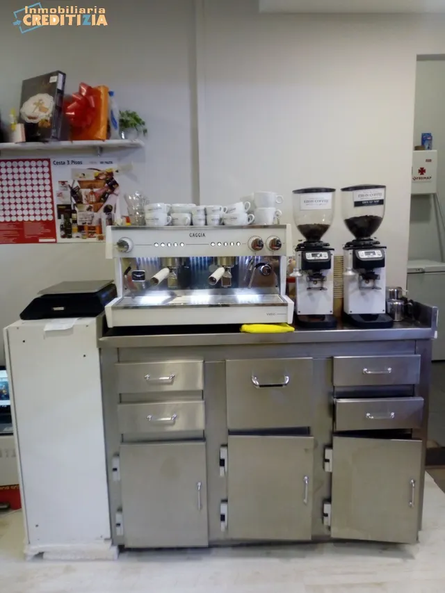 TRASPASO SALÓN DE TÉ - DESPACHO - foto 4