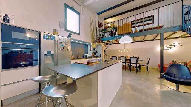 Dúplex en venta en Poble Nou — 45