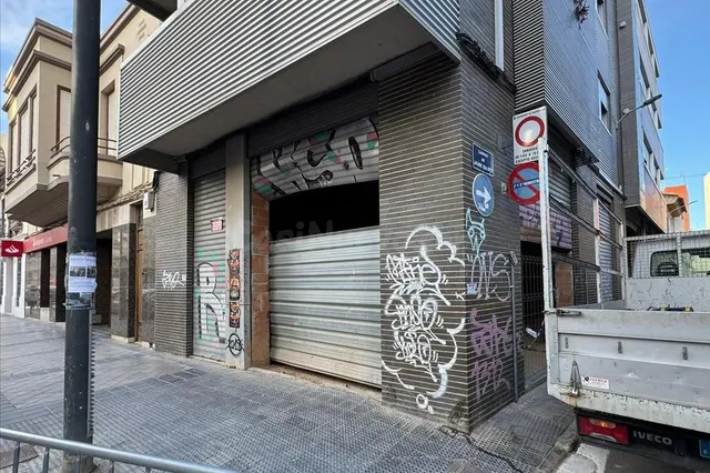 AMPLIO LOCAL COMERCIAL DE 215 M2 EN MASSANASSA, JUNTO A VALE - foto 3