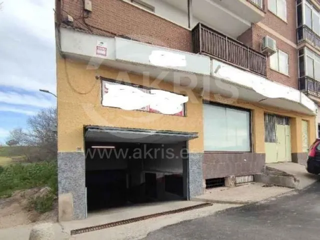 Local Comercial en Olias Del Rey