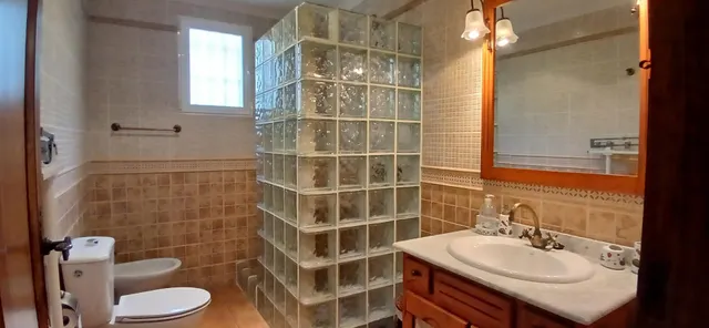 SE VENDE CHALTE DE 5 DORMI, 3 BAÑOS, PISCINA , PARCELA 2300 MST, 250 MST2, CASA, BARABACOA, AMUEBLADO EN VALLE DEL SOL MURCIA — 24