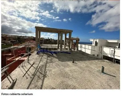 Vivienda unifamiliar adosada de diseño contemporáneo con vis - foto 3