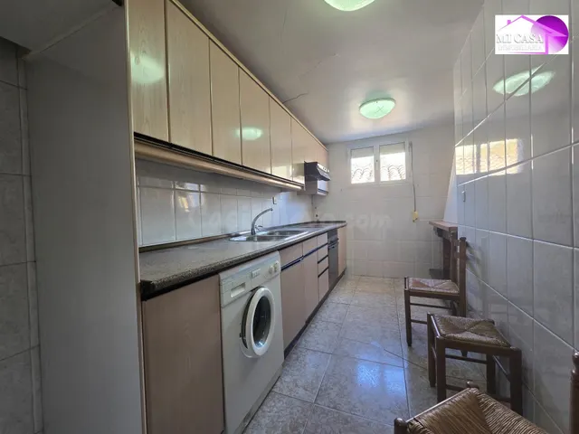 Oportunidad! Casa y almacén en Maluenda. - foto 4