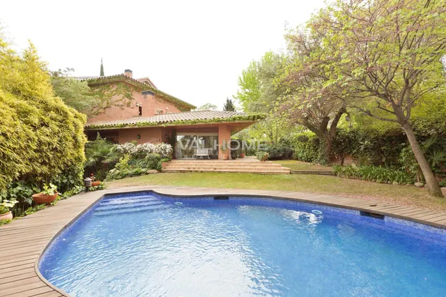 Elegante casa unifamiliar en la zona Arxiu. - foto 3