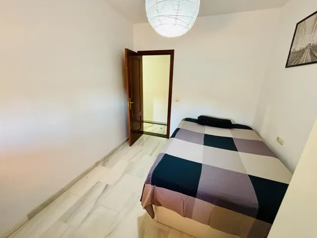 Estupendo piso 4 dormitorios planta baja con grandes terrazas en pinillo (Torremolinos) — 24