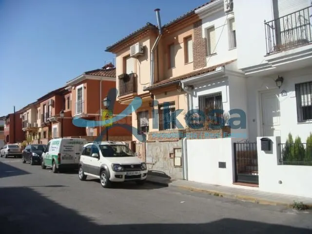 Venta de Casa adosada en Las Gabias, Granada. Activo Inmobiliario Sin Posesión, No se puede Visitar