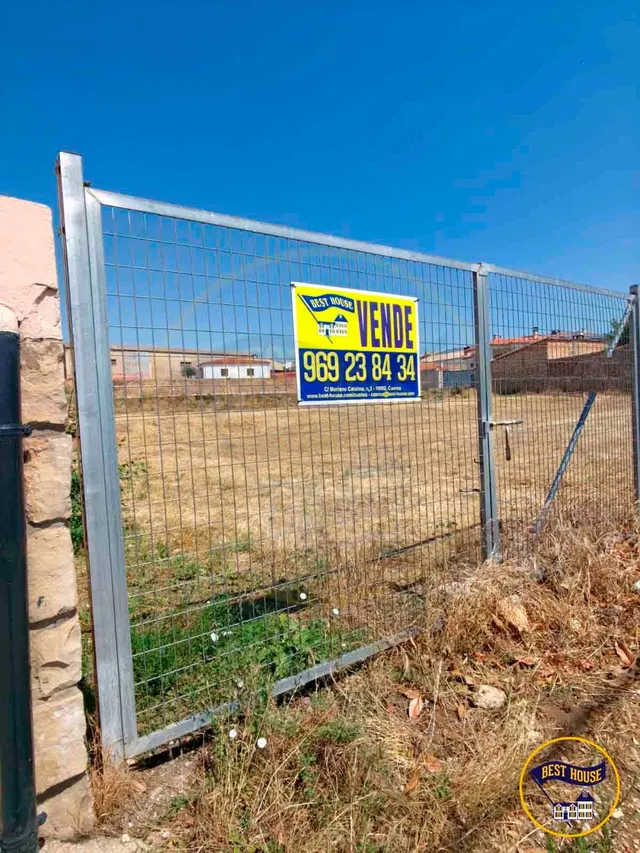 TERRENO URBANIZABLE EN VENTA — 9