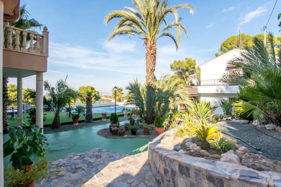 Chalet con vistas a Murcia desde el Puerto de la cadena