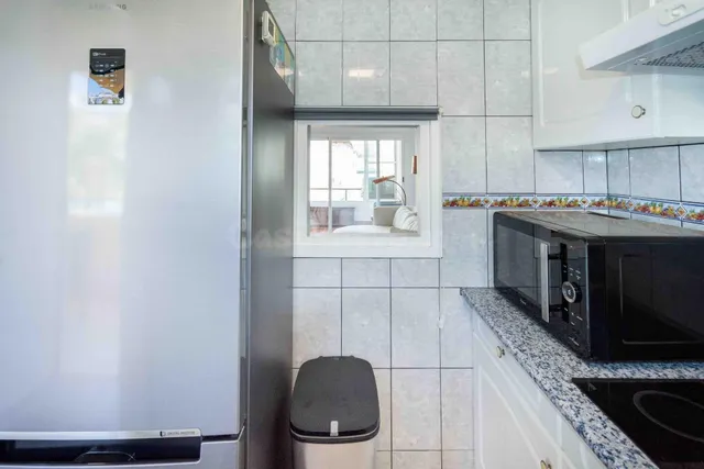 Apartamento reformado de 2 dormitorios a 200m de la playa del Albir — 9