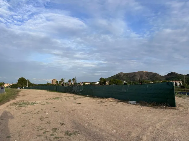 ¡gran oportunidad de inversión en Cartagena! solar de 4.171 m2 para equipamiento social y deportivo en canteras — 3