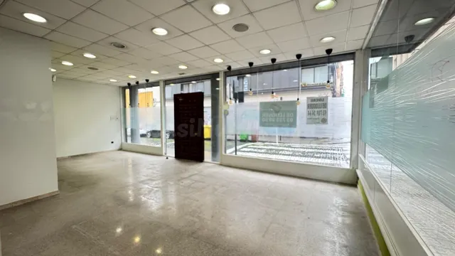 Local comercial 90m² en alquiler - Centre