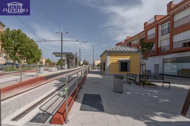 Piso en Las Gabias junto al metro — 47