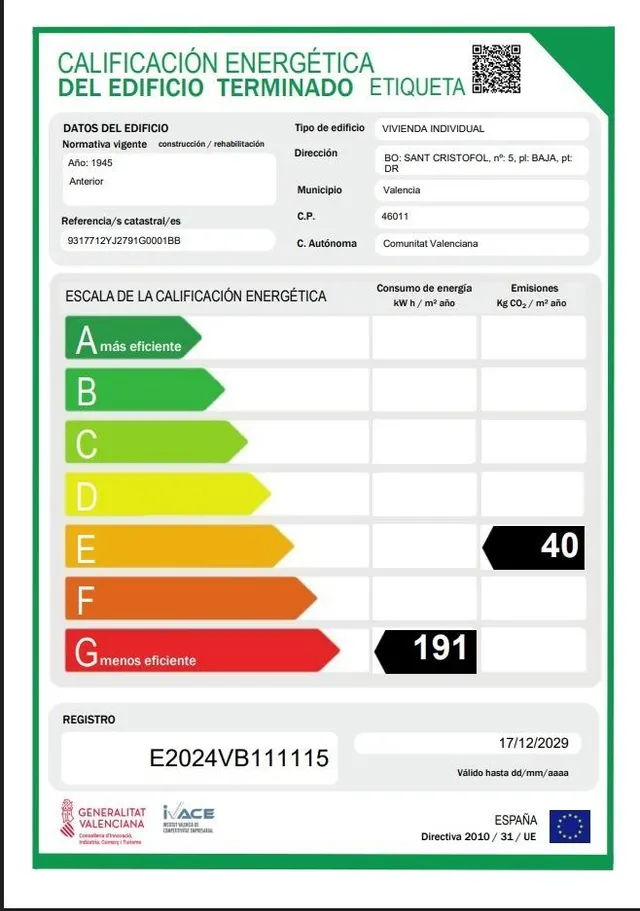 BAJO CON DISTRIBUCIÓN DE VIVIENDA Y PATIO EN GRAU DE VALENCIA — 40