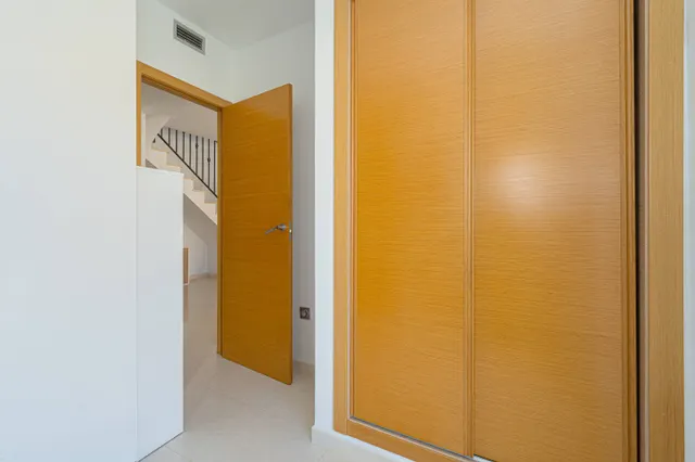 Residencia Denia Plaza. Amplio ático dúplex en venta en el centro de Denia. — 18