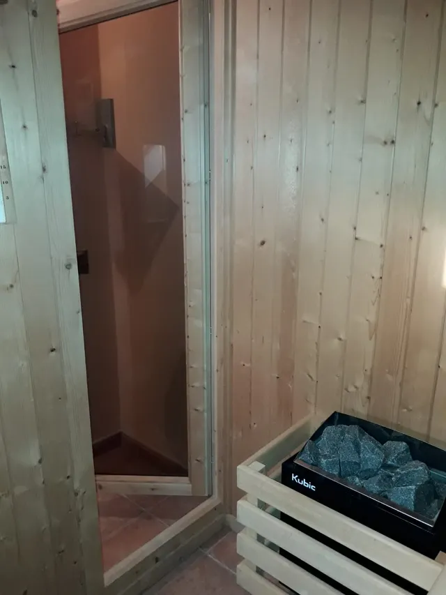 CHALET PAREADO EN VENTA EN STA. MARIA DE FIGUEIRAS — 31