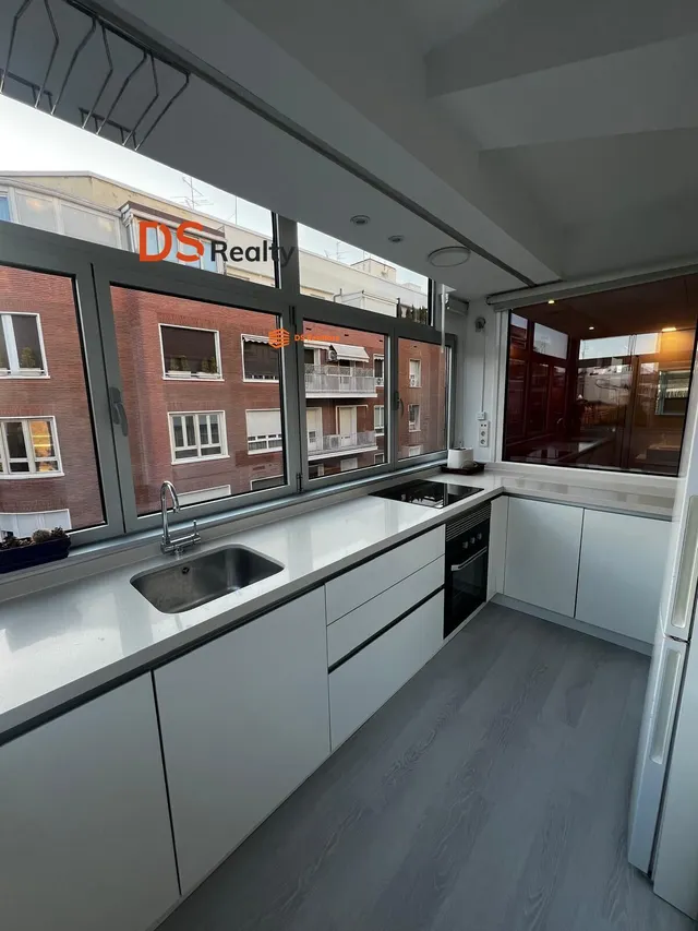 PISO EN ALQUILER EN CALLE GENERAL ORAA — 22