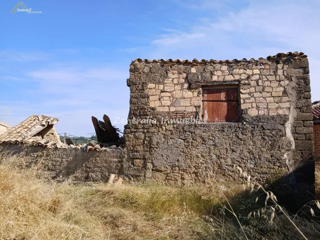 AYERBE LOTE 4 FINCAS  (2 EDIFICACIONES Y 2 TERRENOS) — 11