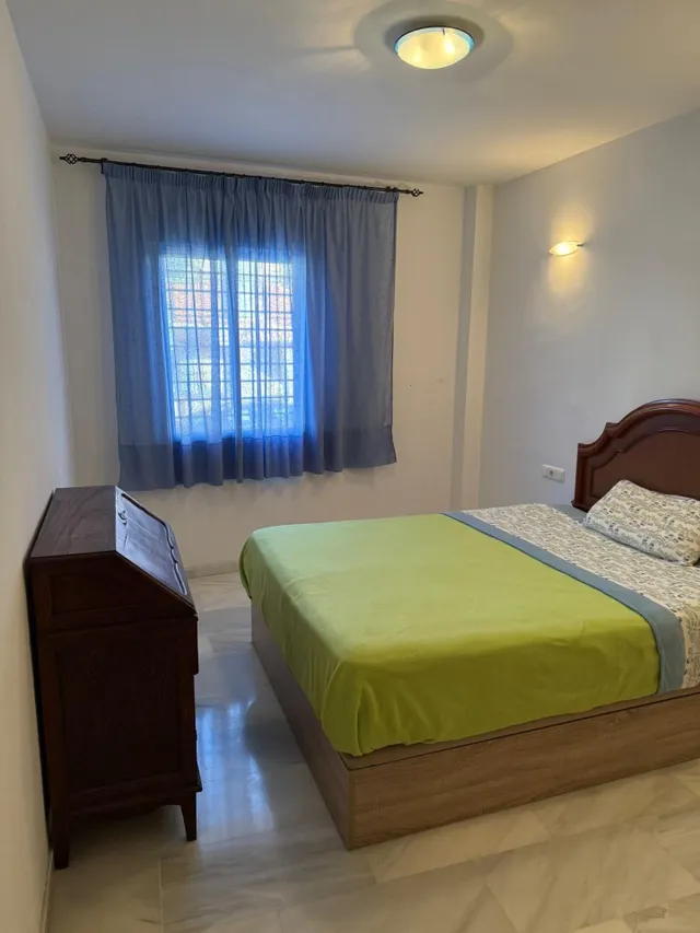 Apartamento con garaje y trastero en Calle Castañetero, 34 — 13