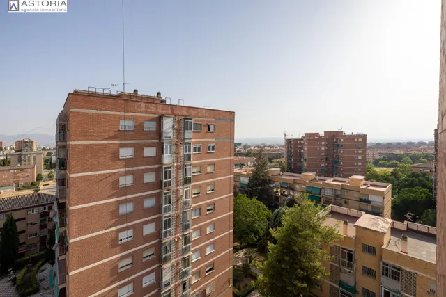 Precioso piso en Luz Casanova de Granada — 36