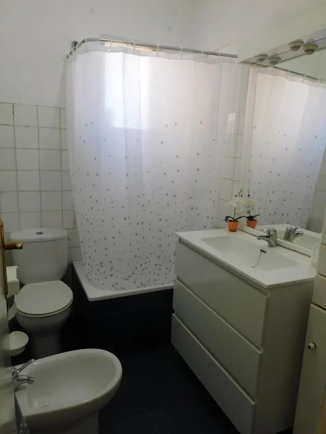 OPORTUNIDAD PISO 4º PLANTA 103 M2 TODO EXTERIOR CON ASCENSOR, 3 DORMITORIOS, BAÑO. — 26