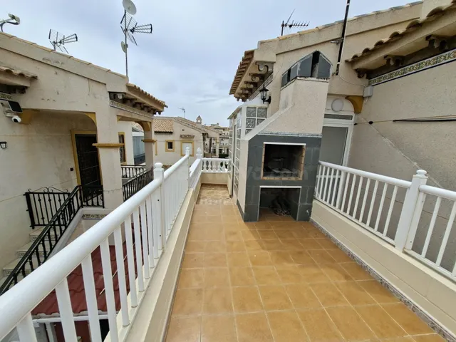 Bungalow en planta alta con 2 dormitorios, baño, con traster - foto 5