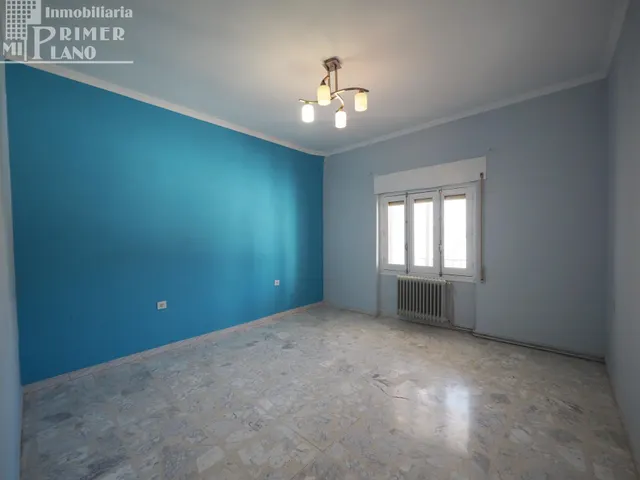 Amplia Casa en el Corazón de Tomelloso - €290,000 — 11