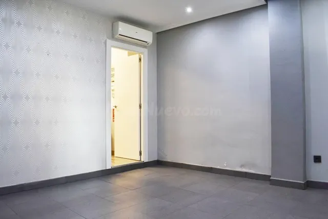 Local de 50 m2 en Av Madrid, frente al Mercado Delicias y junto Pso. Calanda — 4