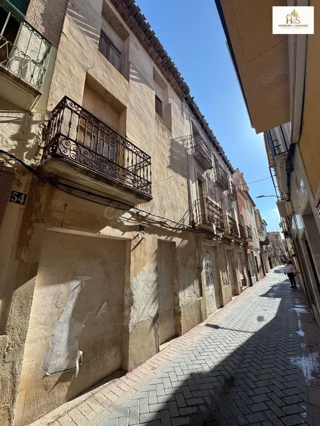 ️ SOLAR URBANO DE 1.800 m2 EN EXCELENTE ZONA DE NOVELDA – GR - foto 3