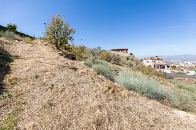 Parcela residencial con proyecto y licencia para construir ya — 16