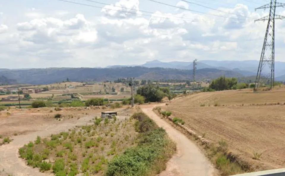 Venta de 3558m de parcela agraria.