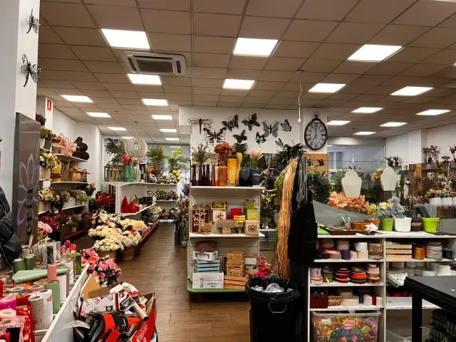 LOCAL EN AVENIDA DE BUENOS AIRES EN VENTA DISPONIBLE. EL ESP - foto 5