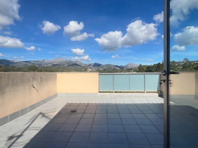 Casa adosada en Inca con terrazas, garaje y piscina comunitaria — 34