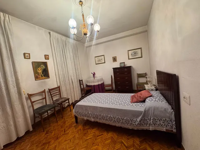 Espectacular piso en avenida de buenos aires con posibilidad de garaje — 9