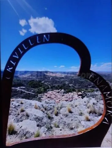 Acogedora casa de pueblo - foto 2