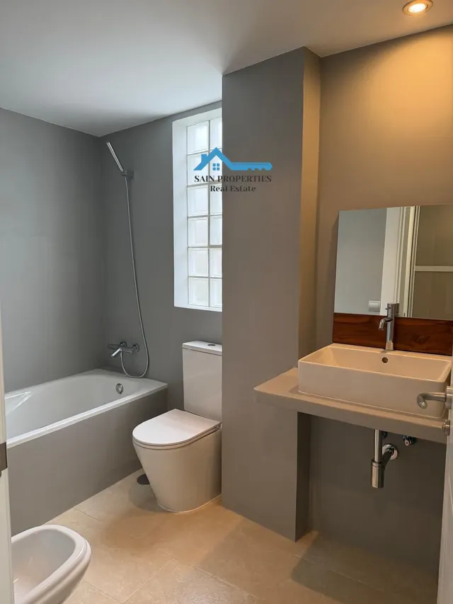 Exclusivo apartamento reformado con vistas al mar y acceso directo a la playa en Cap Negret, Altea — 34