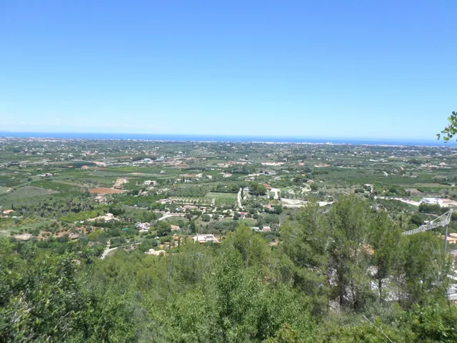 Parcela urbana situada en Residencial La Sella Golf in Denia — 3