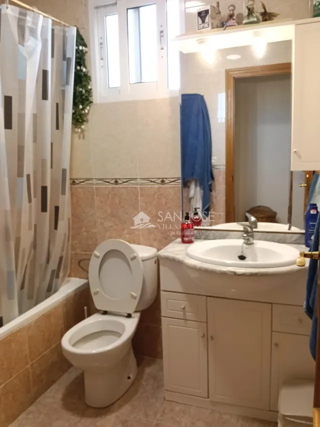 SE VENDE CHALET EN BUEN ESTADO EN ASPE ZONA CARRETERA DE LA ROMANA — 41