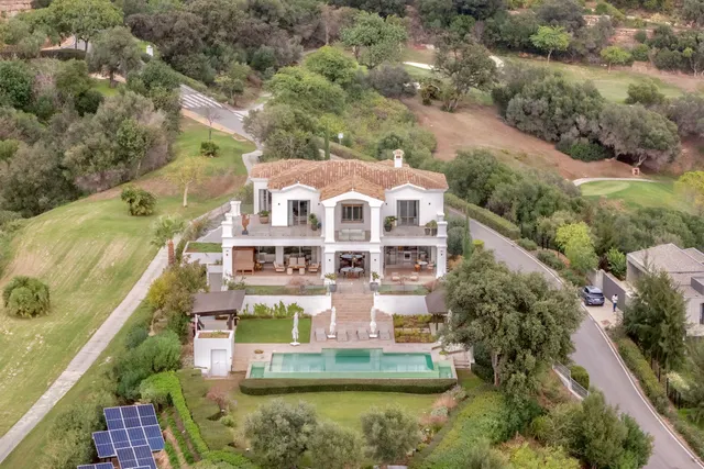 Chalet 5 habitaciones 858m² en venta - Costa del Sol — 3