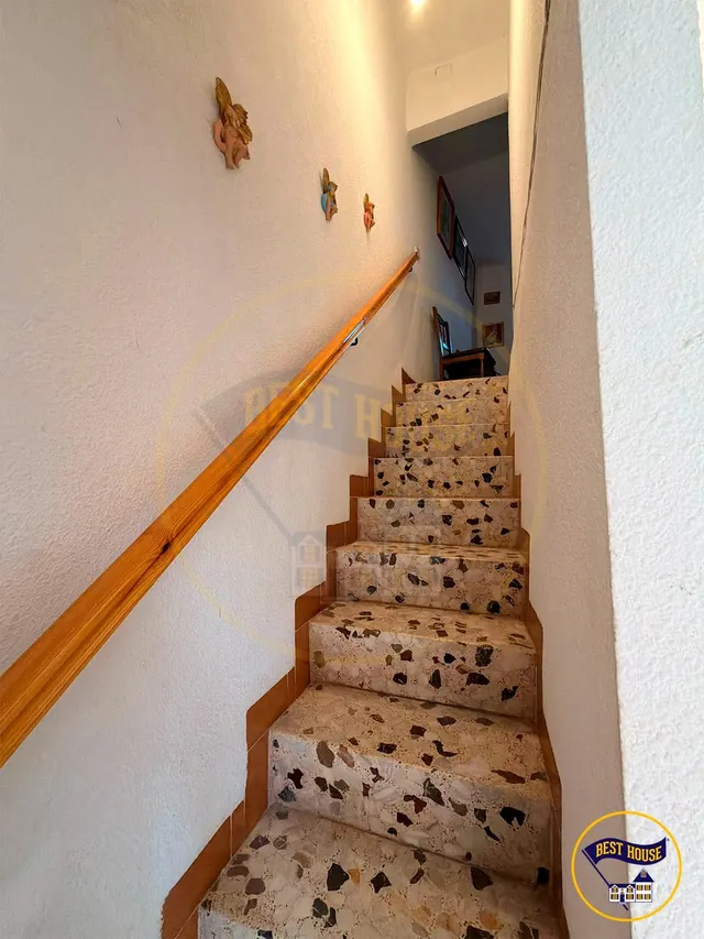 CASA INDEPENDIENTE EN VENTA EN ENGUIDANOS — 19