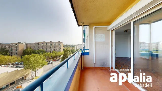 PISO DE 4 habitaciones EN ZONA DE BADIA DEL VALLÈS