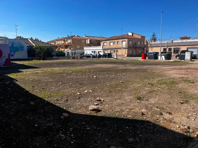 Terreno Urbanizable en Los Alcázares: Una Gran Oportunidad de Inversión con Infinitas Posibilidades — 2