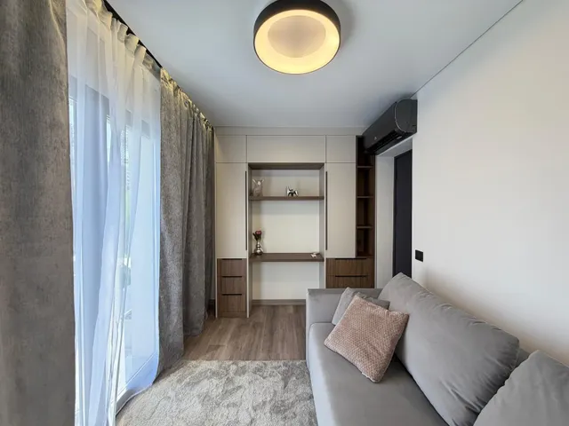Villa totalmente reformada con vistas al mar y a 100 metros de playa en punta prima con piscina privada y con parcela de 360 m2.ref 351mvc — 23